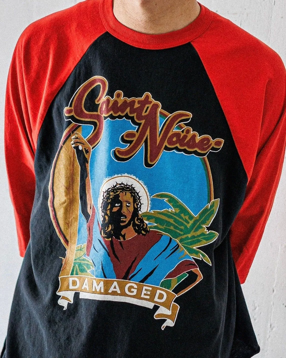 SAINT Mxxxxxx × LASTMAN LM_SS TEE/SNT NOISE/BLK SAINT NOISE Jesus horn sleeve color matching TEE Black and red S-XL LAST MAN joint model Customized accessories Completely matched Horn sleeve color matching Unlocked design Unique and handsome Top printing technology Undifferentiated restoration